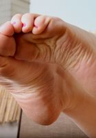 ATK Archives: Alice (Alice spreads her pussy)