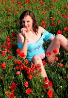 ATK Archives: Alissa (cShe spreads her pussy)