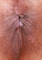 Alona Bloom Gives an Upskirt View, Alona Bloom (alo002) ATK Exotics: Alona Bloom (Alona Bloom Gives an Upskirt View)