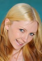Amy Quinn in solo, Amy Quinn (amy036) ATK Petites: Amy Quinn (Amy Quinn in solo)