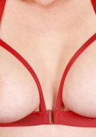 A very hairy Big Eyes models her new lingerie, Big Eyes (big001) ATK Natural & Hairy: Big Eyes (A very hairy Big Eyes models her new lingerie)