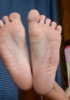 Beauty coed Cali Westbrook teases with her feet and shaved pussy, Cali Westbrook (cal024) ATK Galleria: Cali Westbrook (Beauty coed Cali Westbrook teases with her feet and shaved pussy)