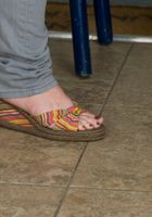 ATK Natural & Hairy: Cody Hunter (Cody Hunter is enticing us with her mature furry snatch.)