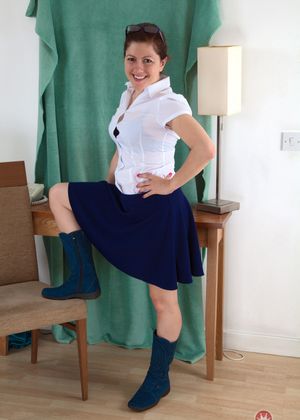 Lacey from ATK Natural & Hairy