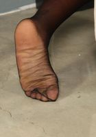 ATK Natural & Hairy: Osa (Ebony Osa Strips Off her Stockings)