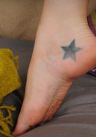 Hot and horny Mandy returns and teases with her sexy feet, Mandy (lex021) ATK Galleria: Mandy (Hot and horny Mandy returns and teases with her sexy feet)