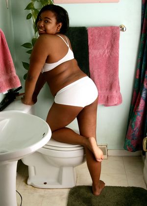 Monica Jimenez from ATK Natural & Hairy