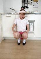 ATK Natural & Hairy: Nina (Nina in mature and hairy)