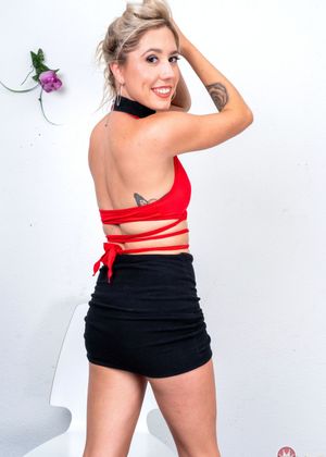 Paisley Bennett from ATK Galleria