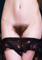 ATK Natural & Hairy: Sia Wood (Sia Wood Stockings Big Bush Spreading)