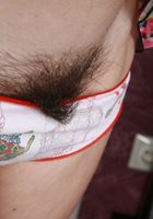 Hairy Sofia shows off her bush, Sofia (sof025) ATK Natural & Hairy: Sofia (Hairy Sofia shows off her bush)