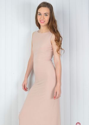 Tali Dova from ATK Natural & Hairy